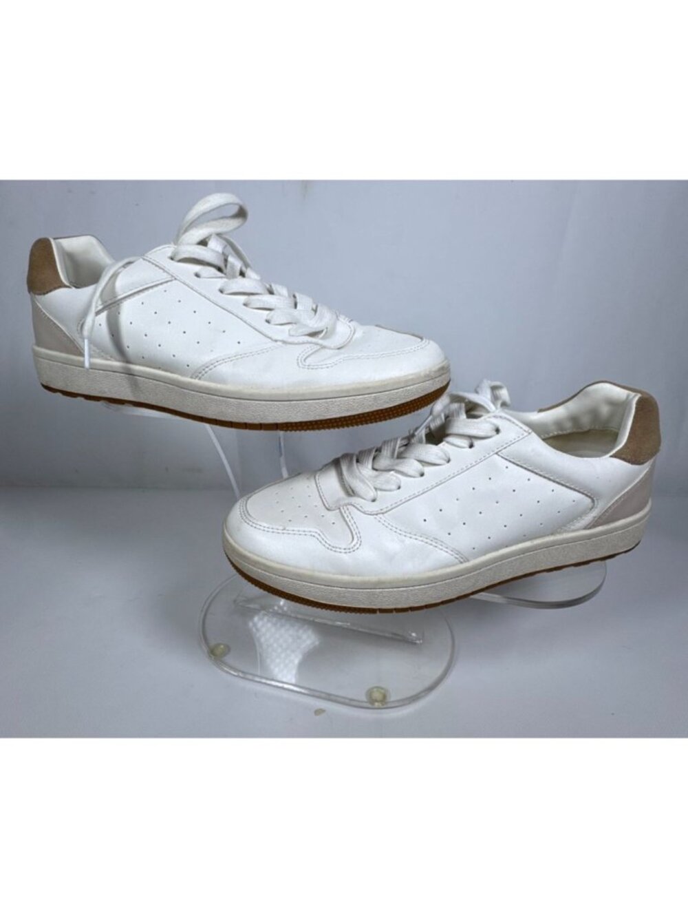 J.Crew White Low-Top Sneakers Size 9 Synthetic Leather Upper Casual Style